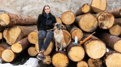 C’est un stage qui a conduit Kyra Pauli au métier de forestière de triage.