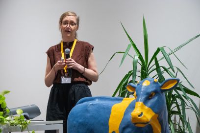 Comment réussir la transition vers de meilleures conditions de travail dans le secteur agroalimentaire ? C’est le sujet abordé par Eva-Marie Meemken, de l’ETH Zurich, dans son discours d’ouverture.