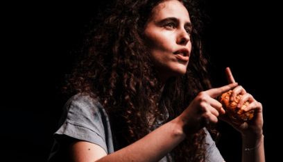 Portrait der Schauspielerin Delia Fiordilino