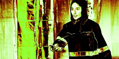 Symbolbild für die Veranstaltung «Opernskizzen» in verschiedenen Gelb- und Rottönen sowie Schwarz