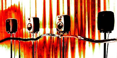 Symbolbild für die Veranstaltung «Sonic Planet» in verschiedenen Gelb- und Rottönen