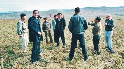 Botschafter Messerli sagte, seine Reise nach Nordkorea im Jahr 2003 zusammen mit seinem Kollegen von Internationale Landwirtschaft, Professor Christoph Studer, sei ein Höhepunkt seiner Zeit an der HAFL gewesen. Bild: Christoph Studer