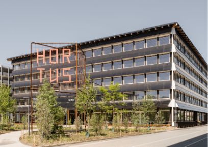 Gebäudeintegrierte Photovoltaikanlage, Bürogebäude Hortus