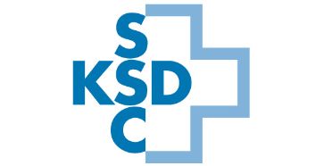 Es ist das Logo des Campus KSD zu sehen: ein Blaues Kreuz mit den Buchstaben KSD.